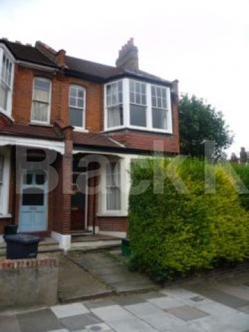 			2 Bedroom, 1 bath, 1 reception Flat			 Landrock Road, CROUCH END N8